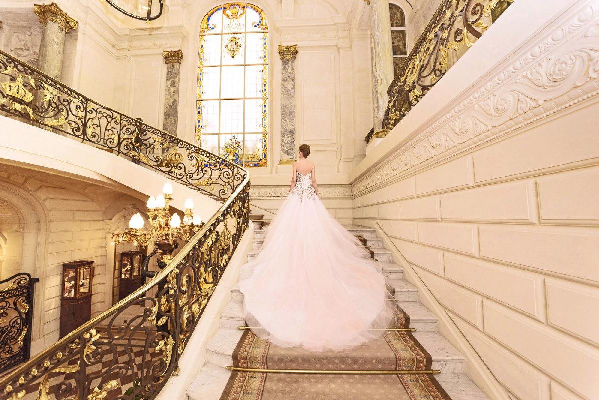Top 5 locations for snapping beautiful wedding photos in Paris
