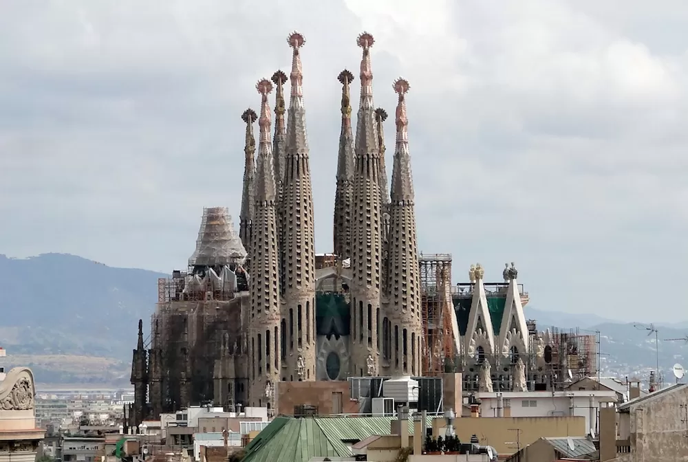 Prayer Paradises: The Most Beautiful Churches in Barcelona