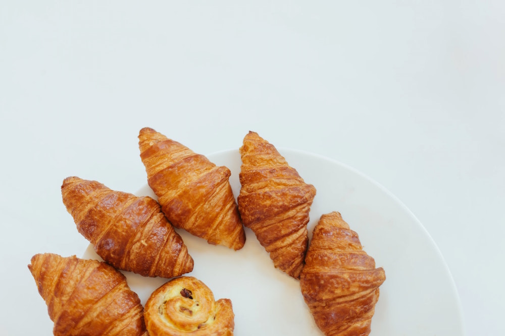 Eating Breakfast The Parisian Way