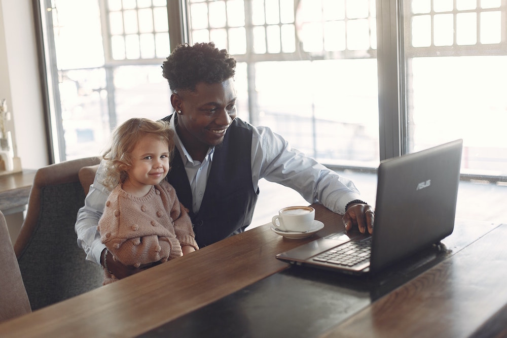 Multi-Lingual Nanny Services to Go For in Paris