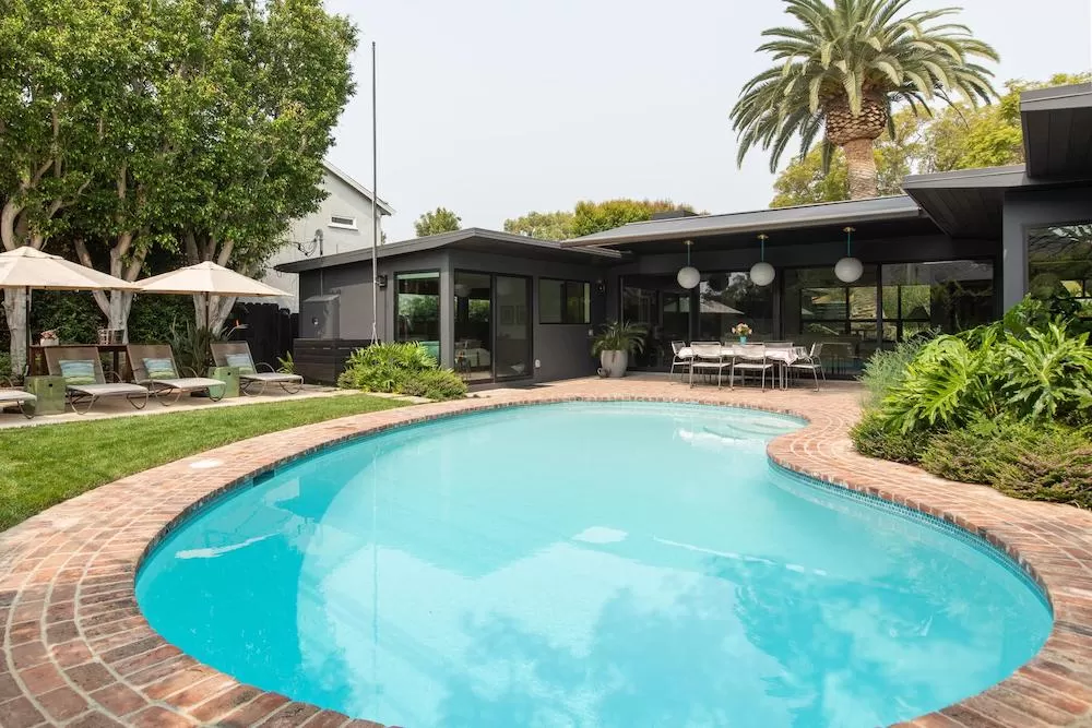 Our Finest Los Angeles Homes with Luxurious Pools
