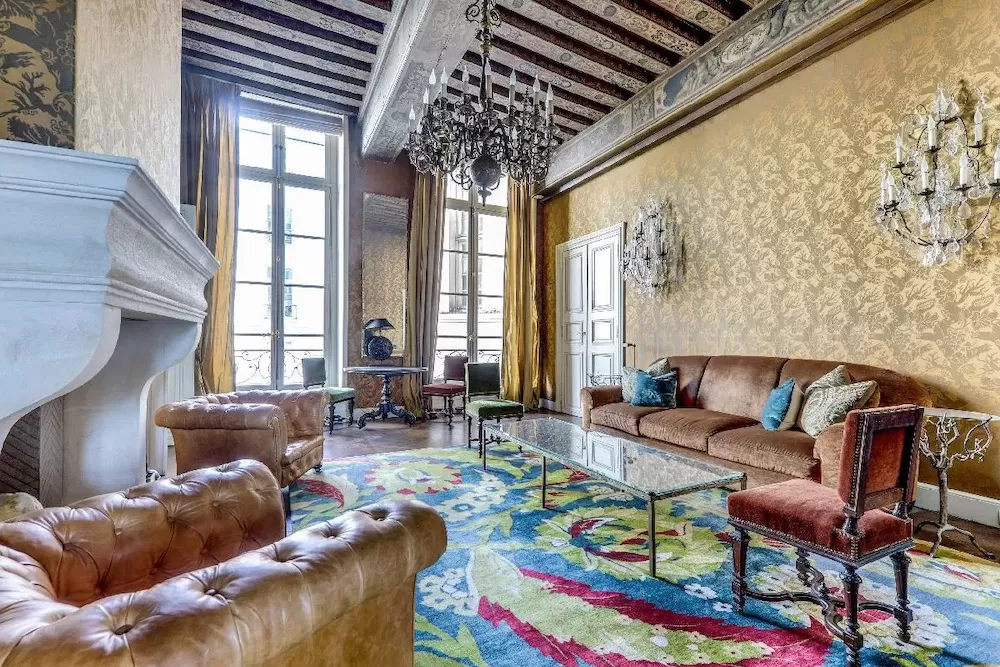 The 8 Chicest Penthouses You Can Rent in Paris