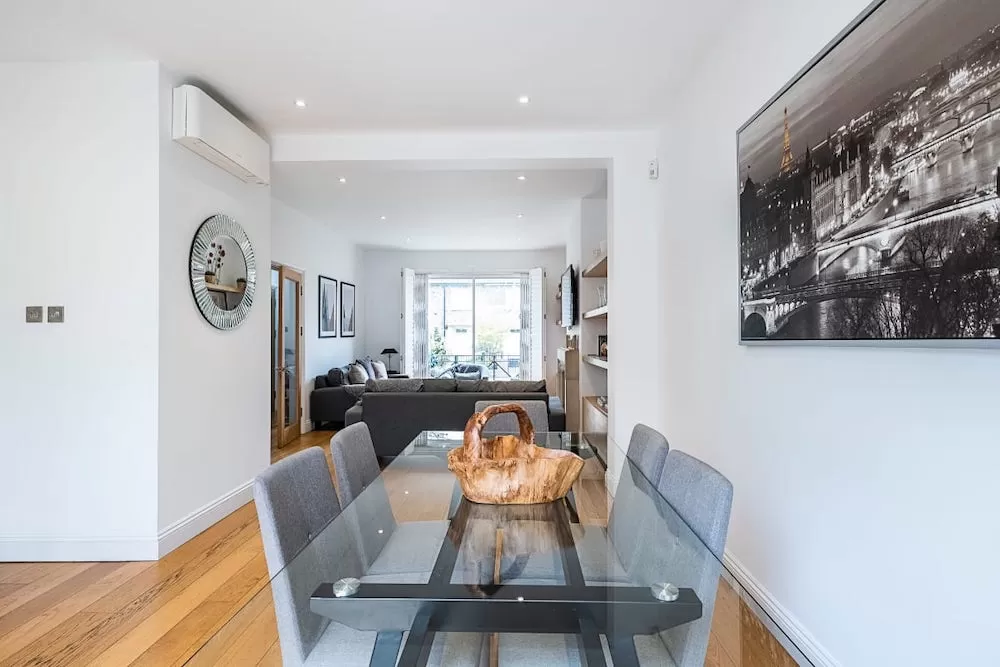 Stay Cool in These Air-Conditioned Luxury Apartments in London