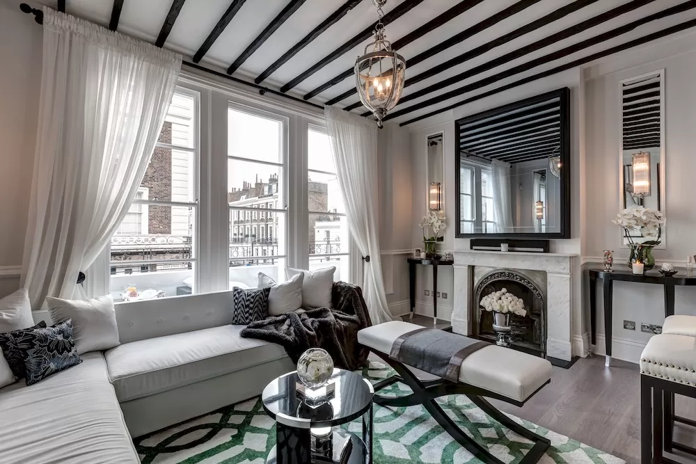 Stay Cool in These Air-Conditioned Luxury Apartments in London