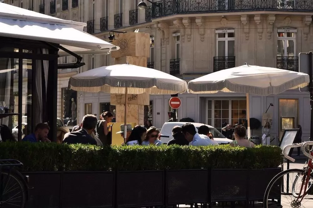 Where Do Celebrities Eat in Paris?