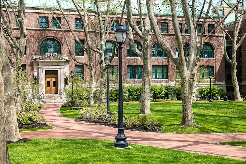 ALX School Guide: Pratt Institute