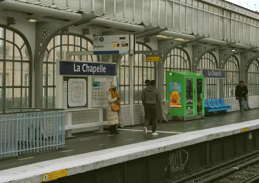 8 Tips for Commuting to Work in Paris