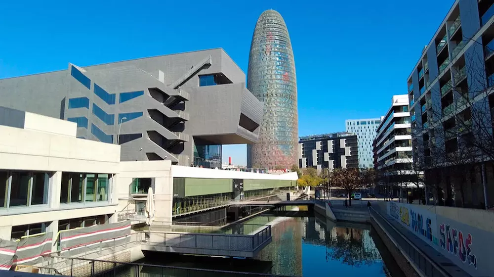 ALX School Guide: LCI Barcelona