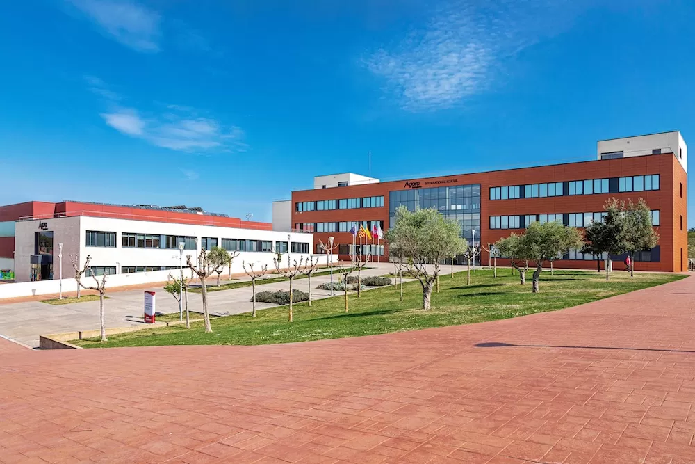 ALX School Guide: Agora International School of Barcelona