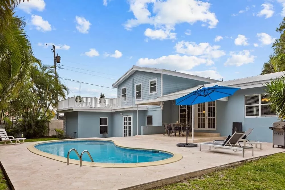 Host a Christmas Pool Party in Any of These Luxurious Homes in Florida