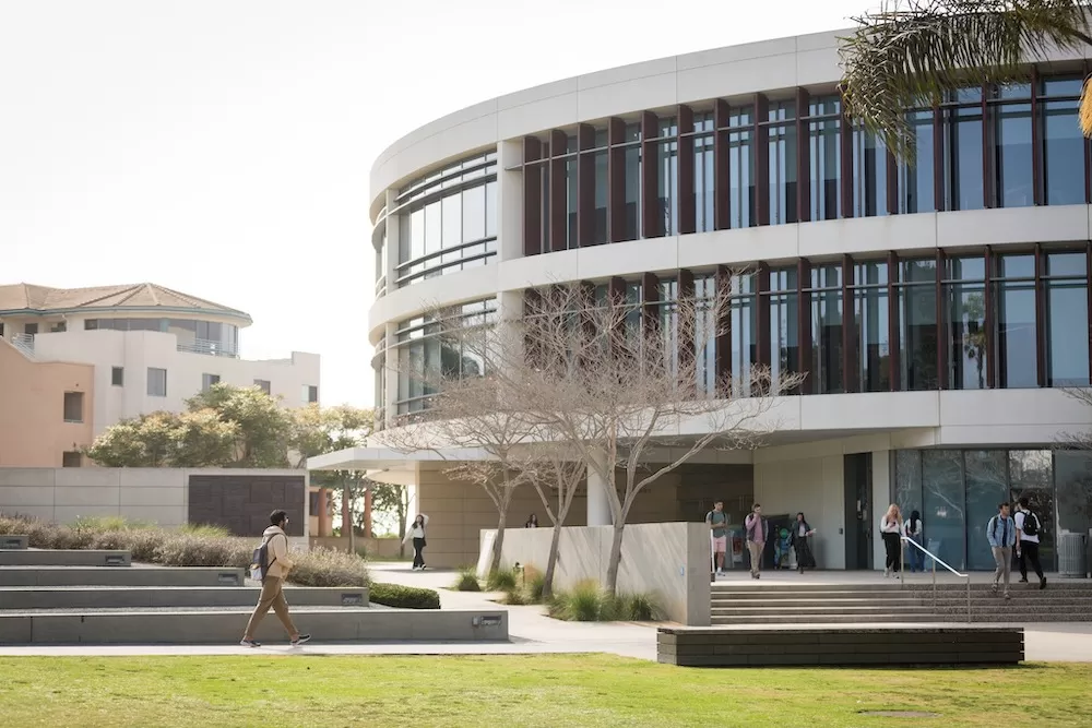 ALX School Guide: Loyola Marymount University