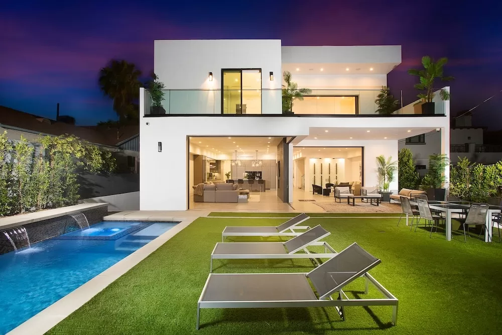 The Most Luxurious Villas in LA to Share with Roommates