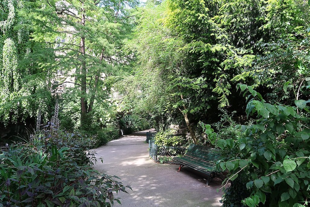 Check Out These Underrated Parks in Paris