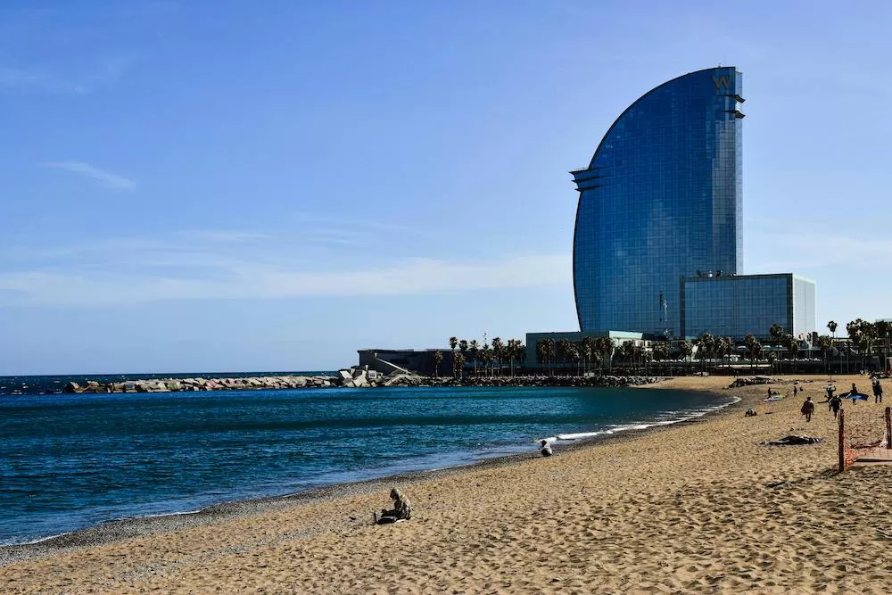 Discover La Barceloneta in Barcelona