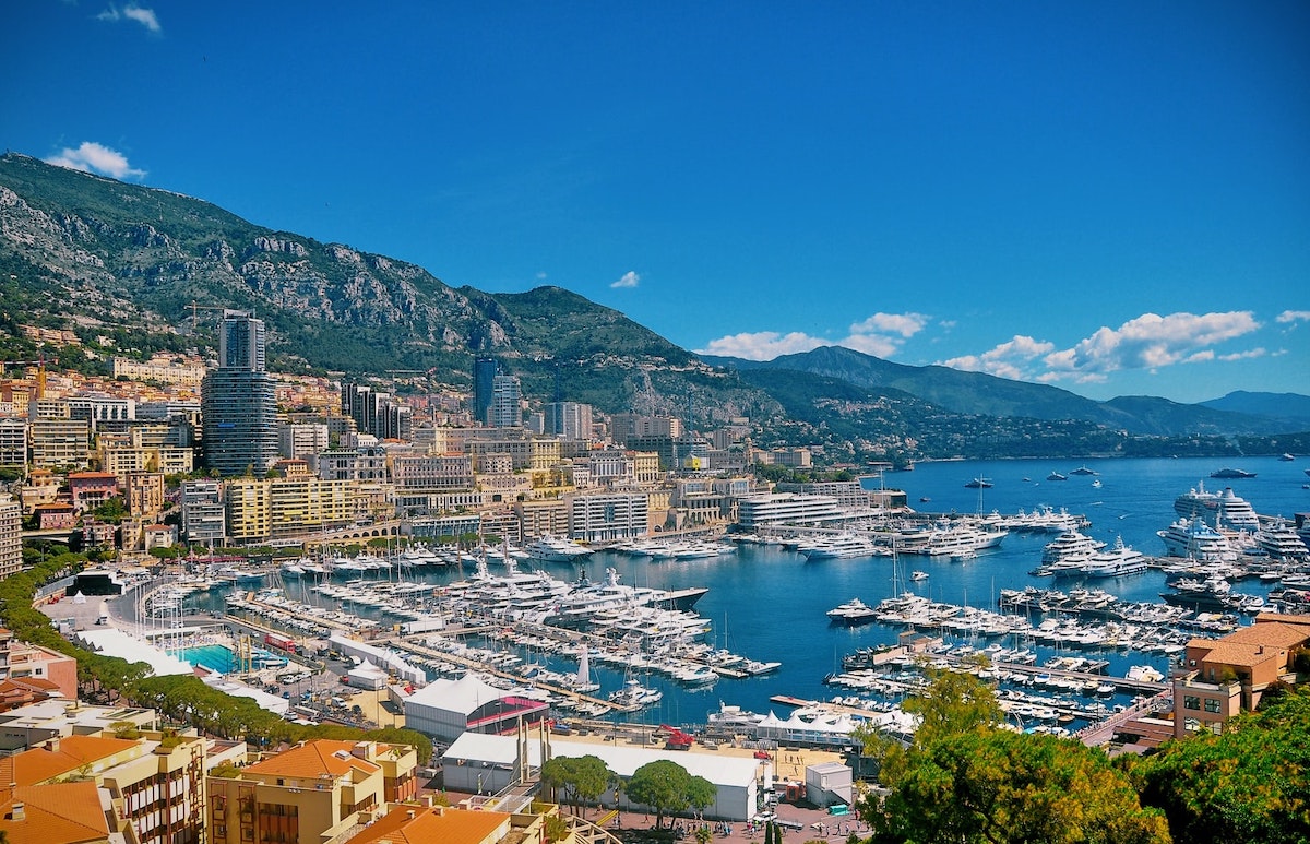 Monaco: City Travel Guide