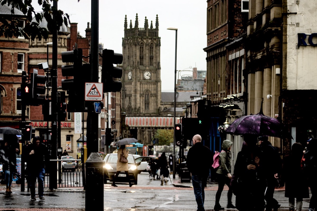 Leeds: City Travel Guide