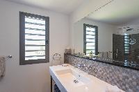 spic-and-span bathroom in Saint Barth Villa Lagon Vert luxury holiday home, vacation rental