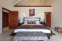 clean bed sheets in Saint Barth Villa Rising Sun holiday home, luxury vacation rental