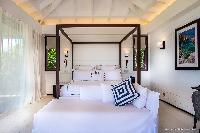fresh bedroom linens in Saint Barth Luxury Villa Blanc Bleu holiday home, vacation rental