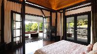 fresh bed sheets in Saint Barth Villa Silver Rainbow luxury holiday home, vacation rental