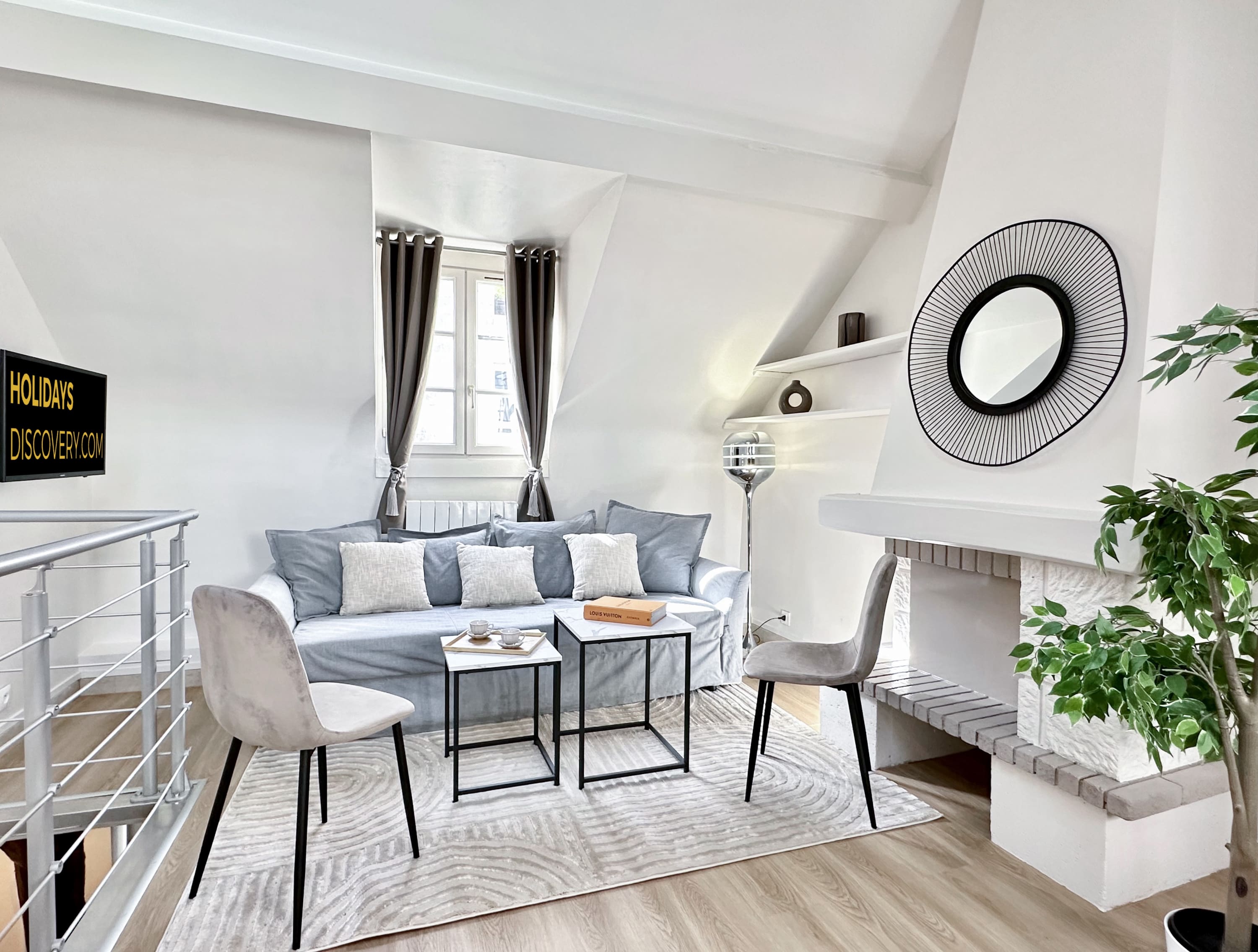 2066: Unique & Beautiful Duplex in Saint-Germain