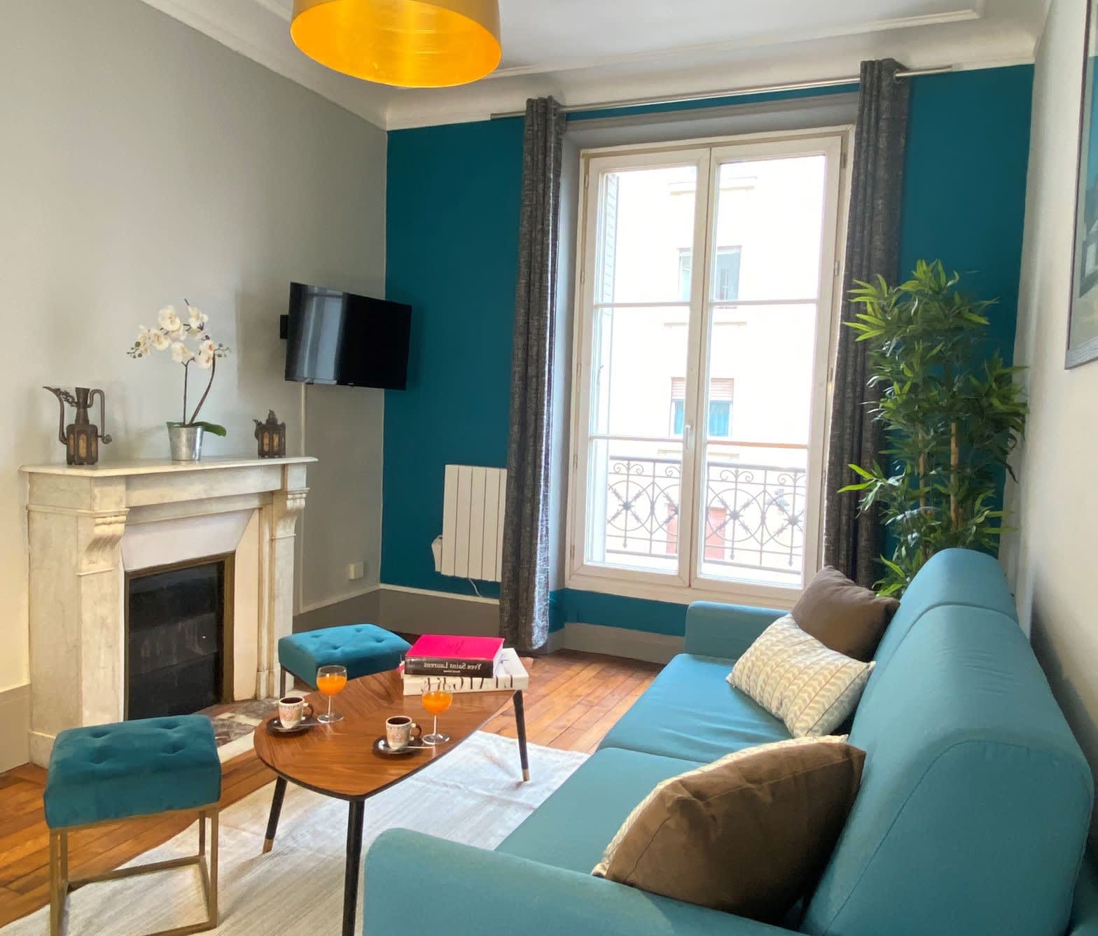 1609: Charming Flat near Eiffel Tower