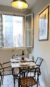 1609: Charming Flat near Eiffel Tower