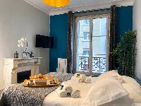 1609: Charming Flat near Eiffel Tower