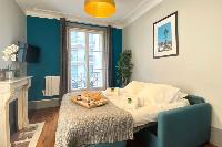 1609: Charming Flat near Eiffel Tower