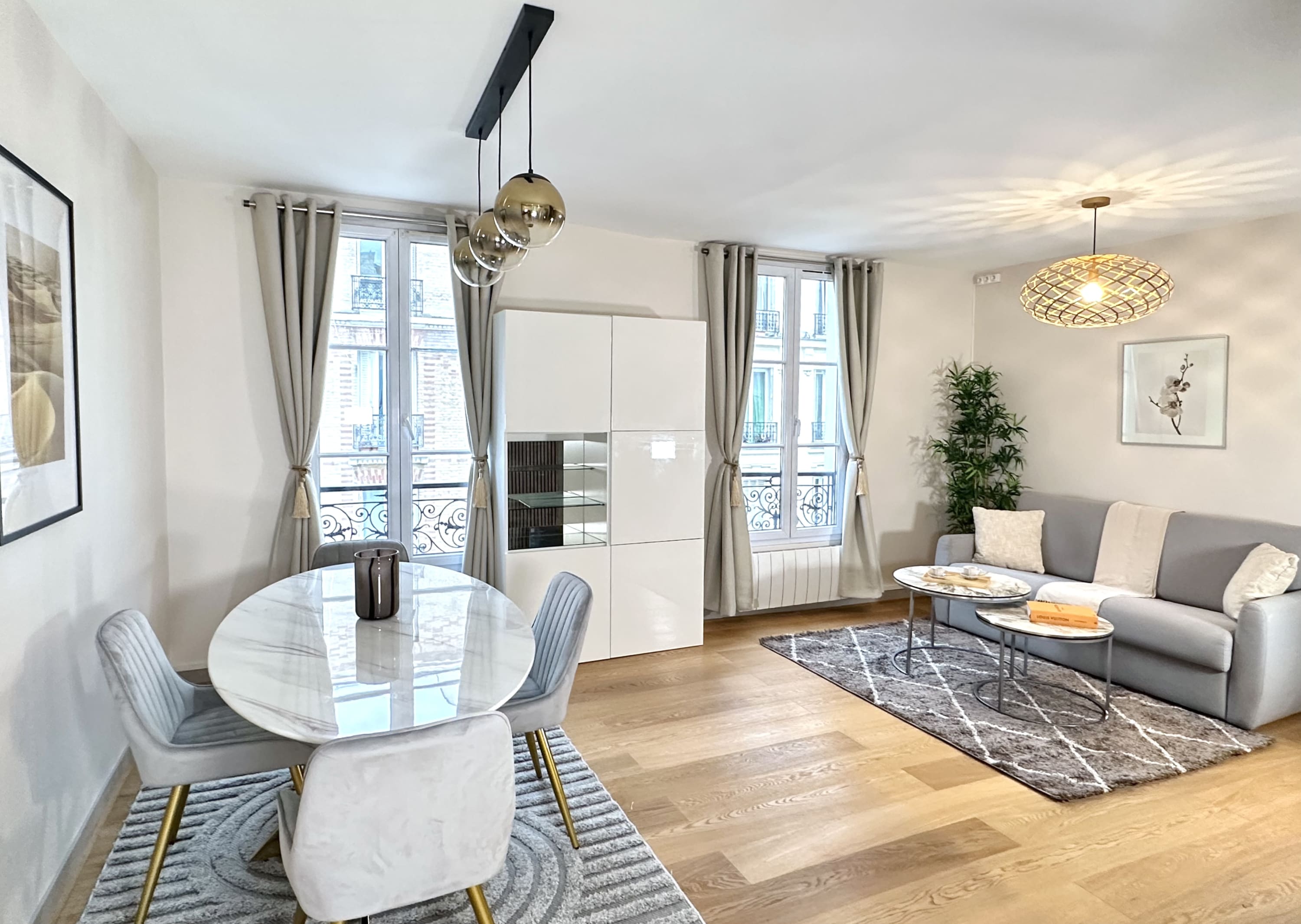 1561: Spacious Flat near Porte de Versailles