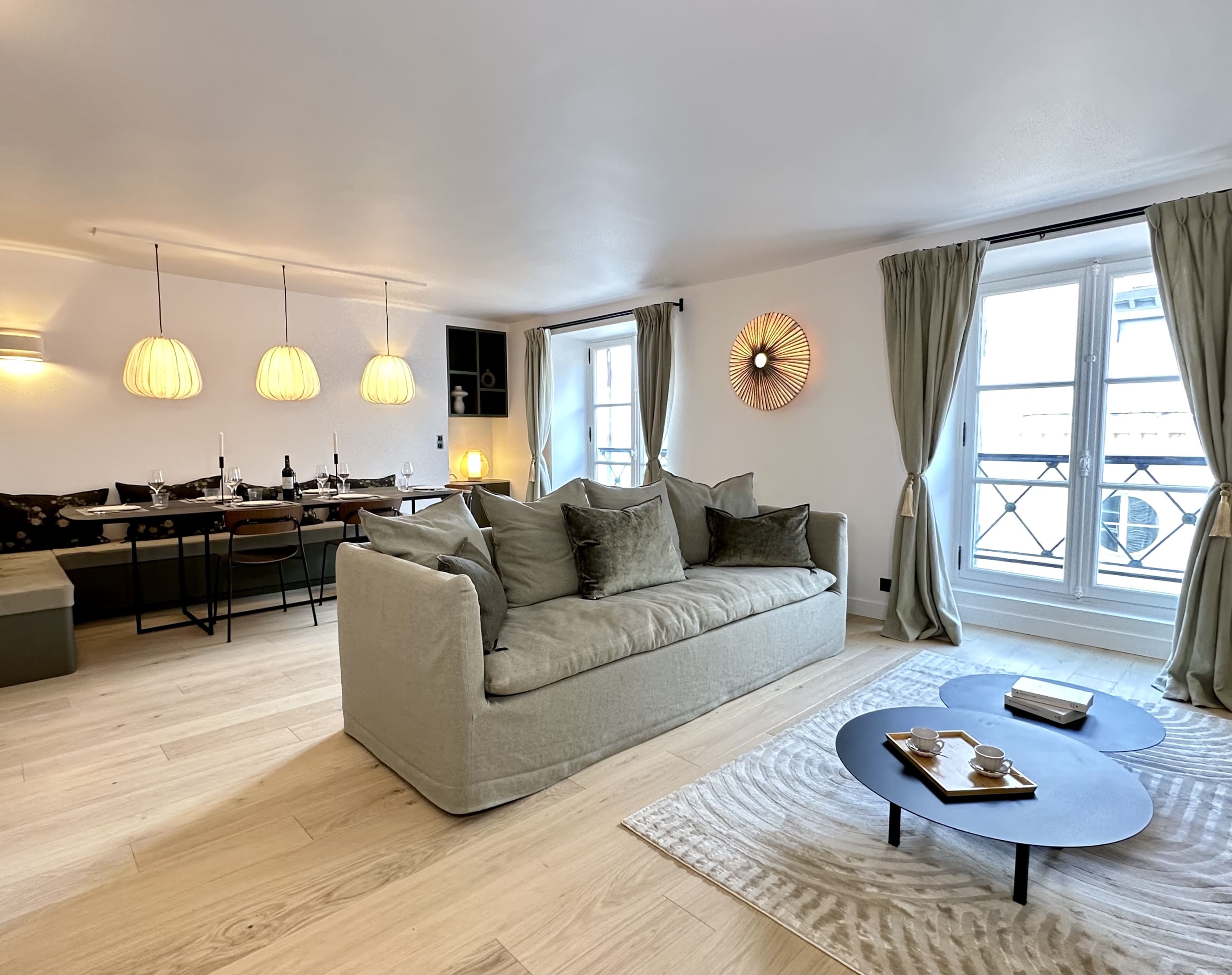 1574: Spacious Luxembourg Garden Family Flat