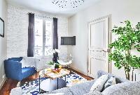 835: Charming Family Flat near Montparnasse