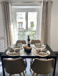 1596: Unique Authentic Apartment in Le Marais