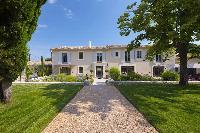 Prestigious Villa in heart of Saint Remy de Provence