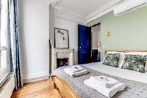 Saint Germain des Pres - Four 1 BD with A/C